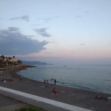 Solymar Lägenhet Nerja